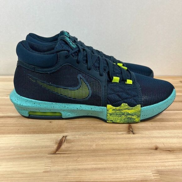 Nike Other - Nike LeBron Witness 8 VIII Basketball sneakers Mens 13 Armory Navy Green Frost